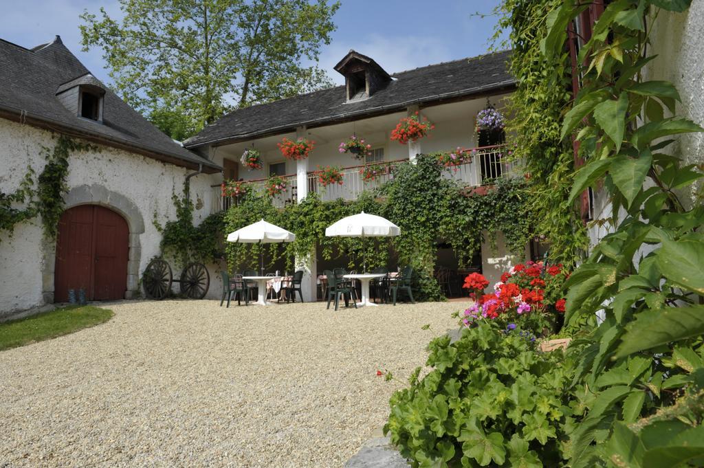 Hotel Les Bains De Secours Sevignacq-Meyracq Экстерьер фото