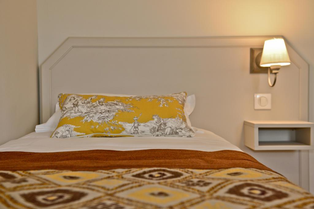 Hotel Les Bains De Secours Sevignacq-Meyracq Экстерьер фото