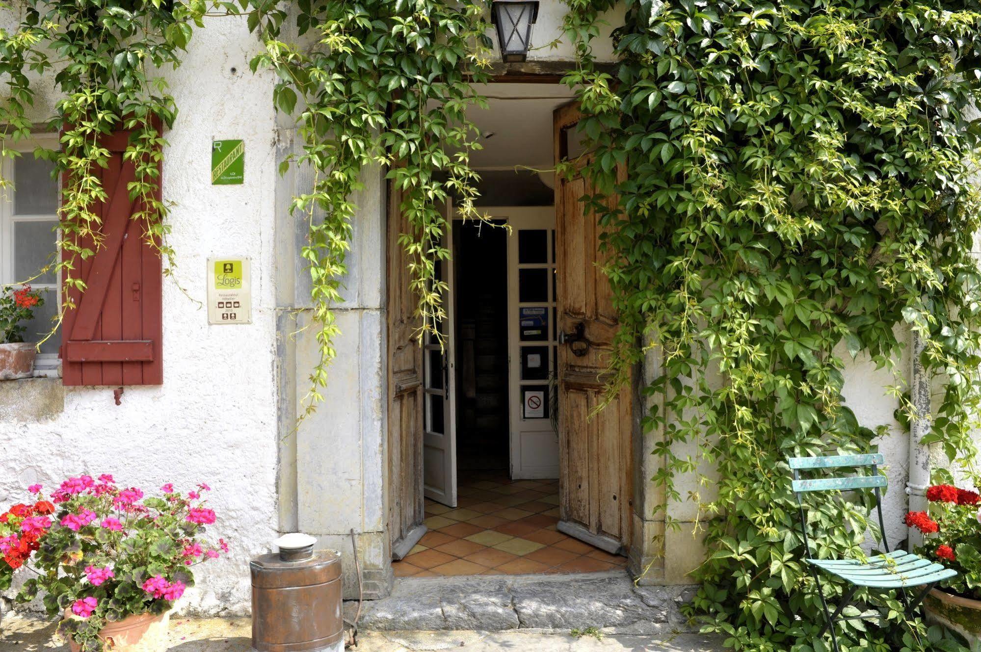 Hotel Les Bains De Secours Sevignacq-Meyracq Экстерьер фото